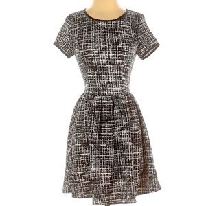 Black and White Dress Size 5